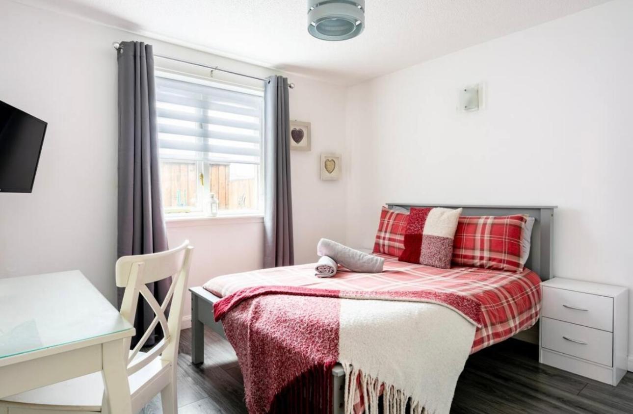 Ochil View Holiday Let Tullibody Экстерьер фото